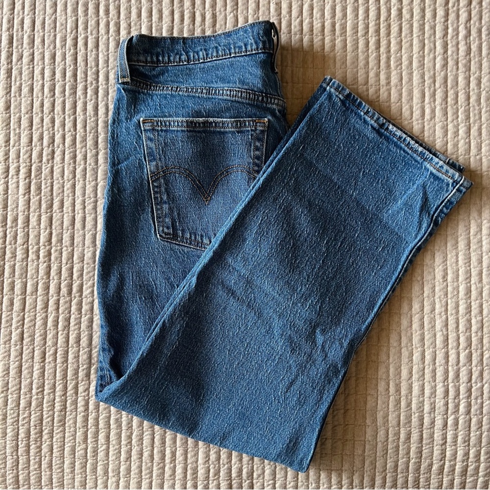 Levi's Straight Leg Jeans